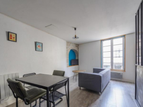 Studio cosy à 2 pas de la Tour de la Lanterne, idéal pour 2 personnes - FR-1-535-61